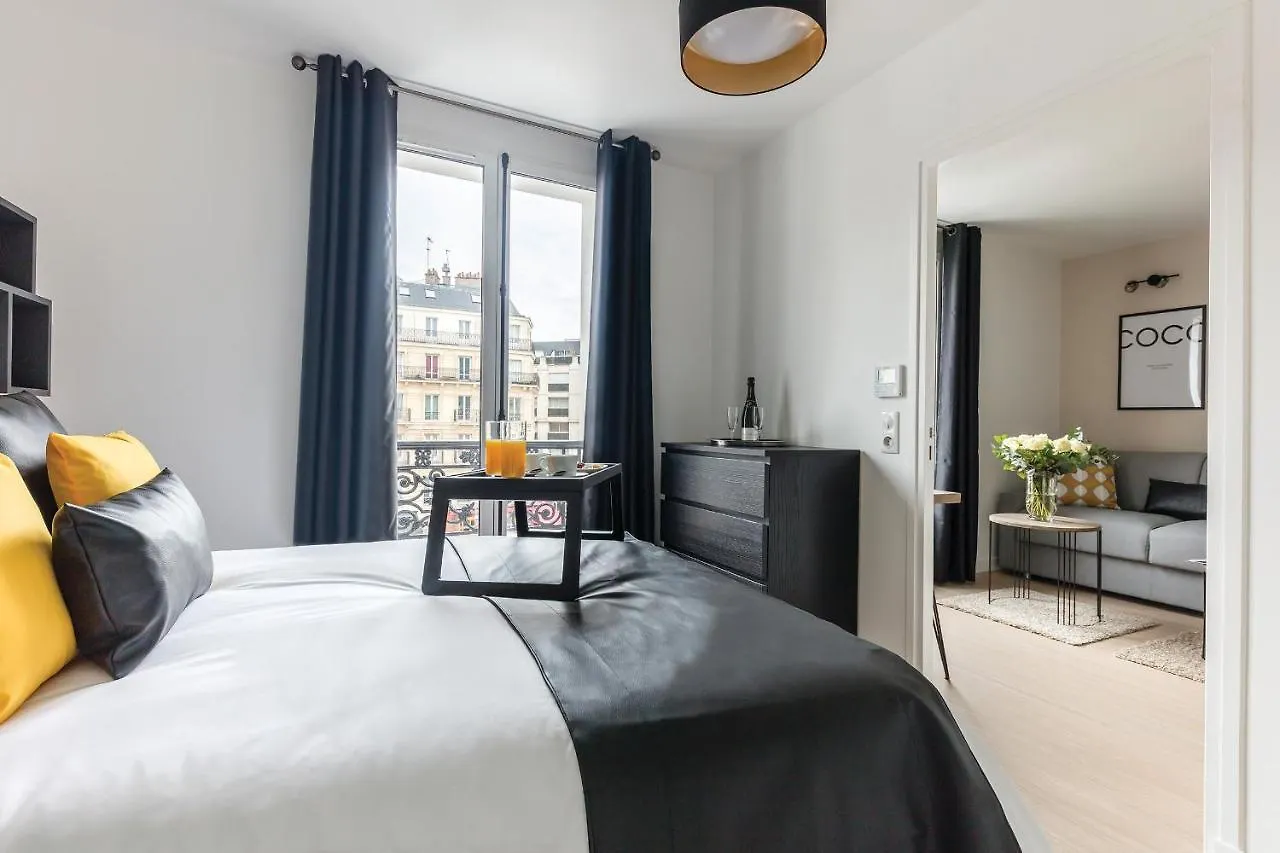 Palais Etoile Hotel apartamentowy *