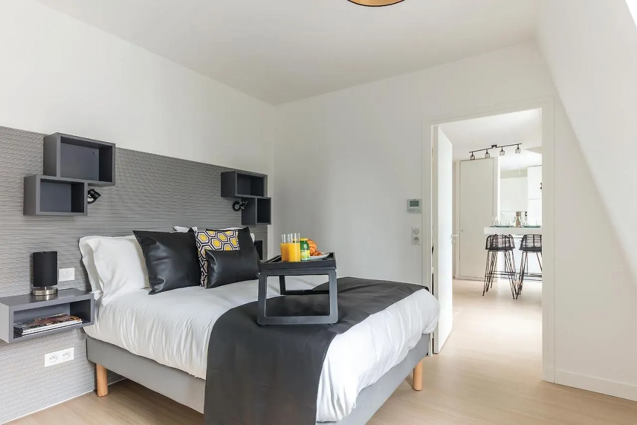 Hotel apartamentowy Palais Etoile *